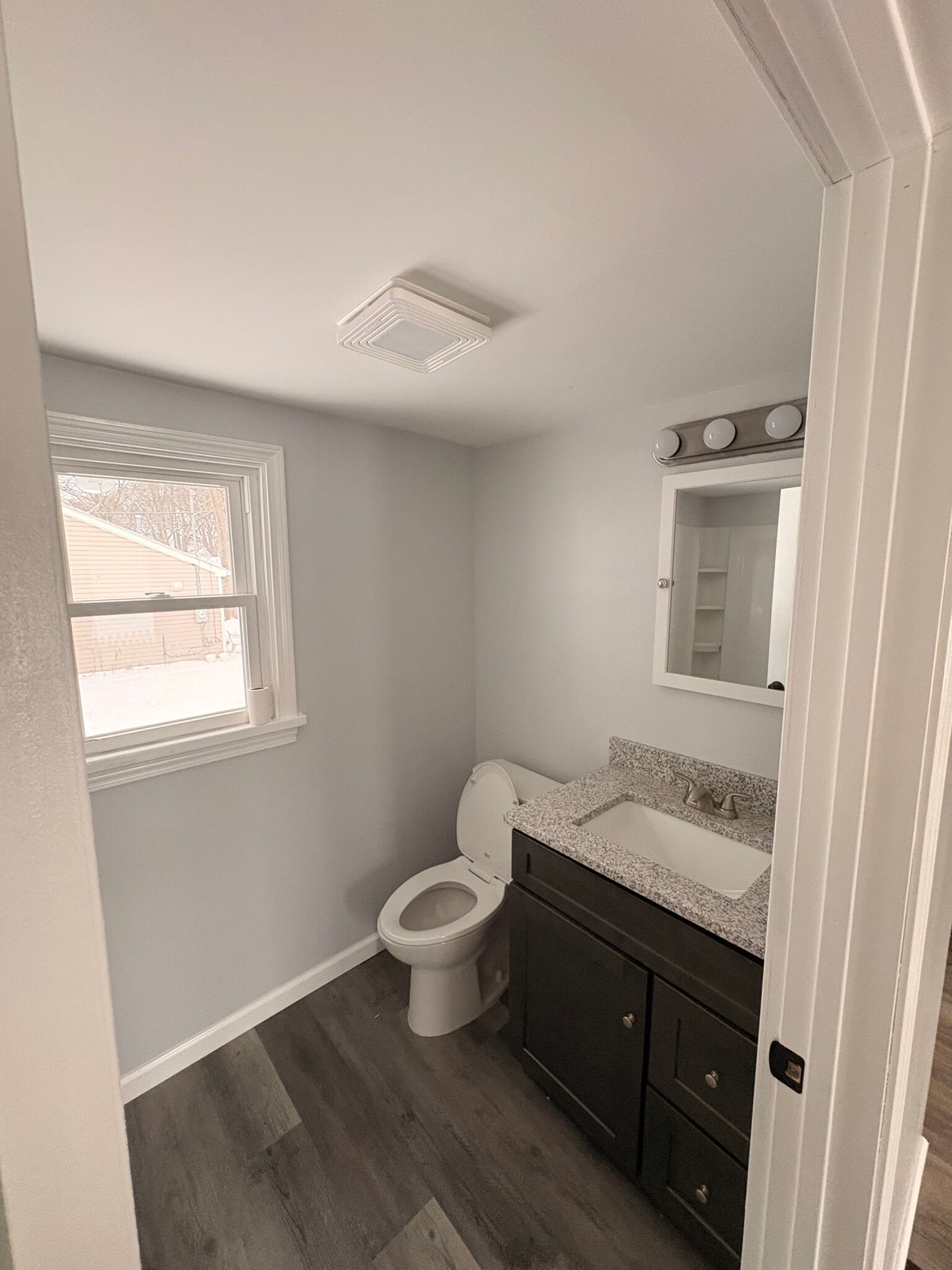 Building Photo - 66 Sea View Ave