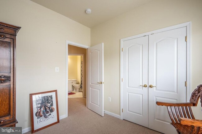 Building Photo - 9776 Corbett Cir