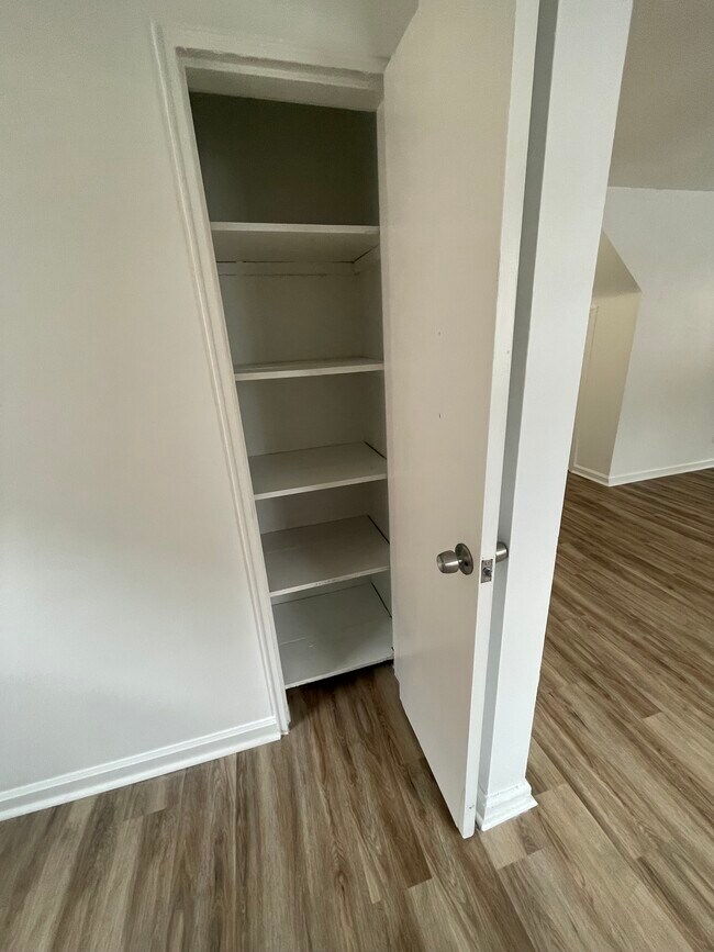 Building Photo - 50 Union Ave