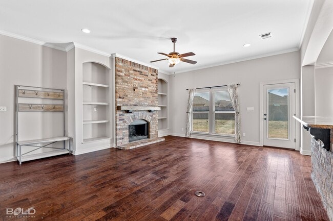 Building Photo - 2370 Tallgrass Cir