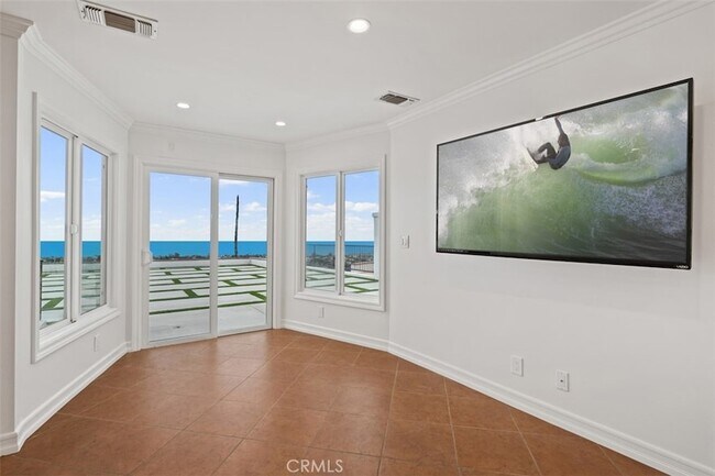 Building Photo - 4013 Via Manzana