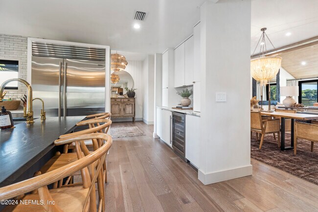 Building Photo - 4096 Ponte Vedra Blvd