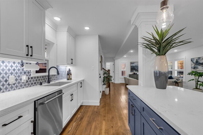 Building Photo - 2611 Ruth St