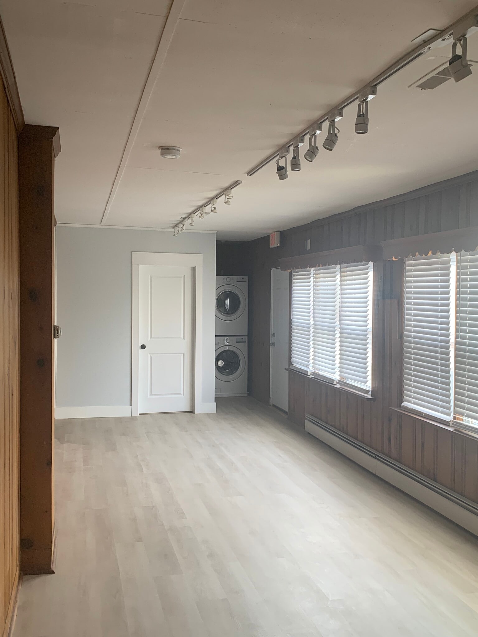 Building Photo - 7 Public Sq