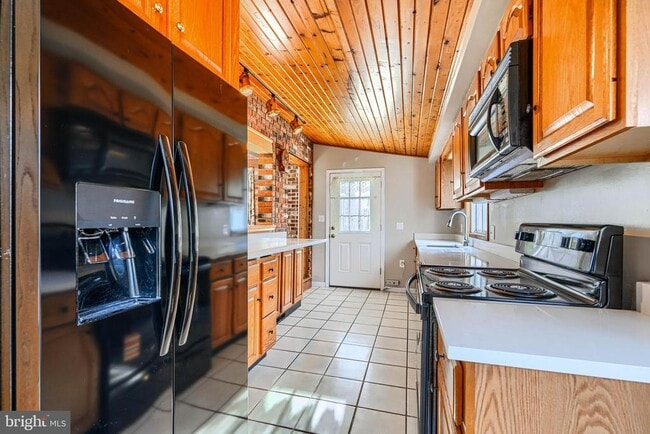 Building Photo - 4312 Silver Spring Rd