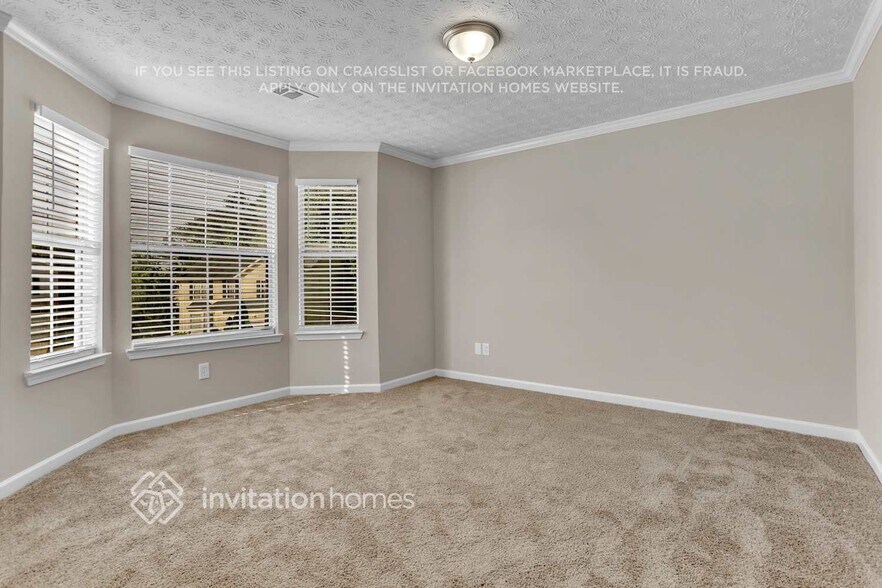 Building Photo - 6054 Trailside Cove