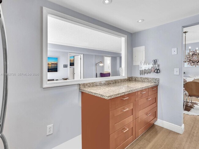 Building Photo - 1345 West Ave