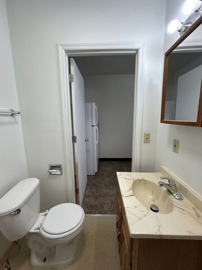 Building Photo - (1937 S 12th St)