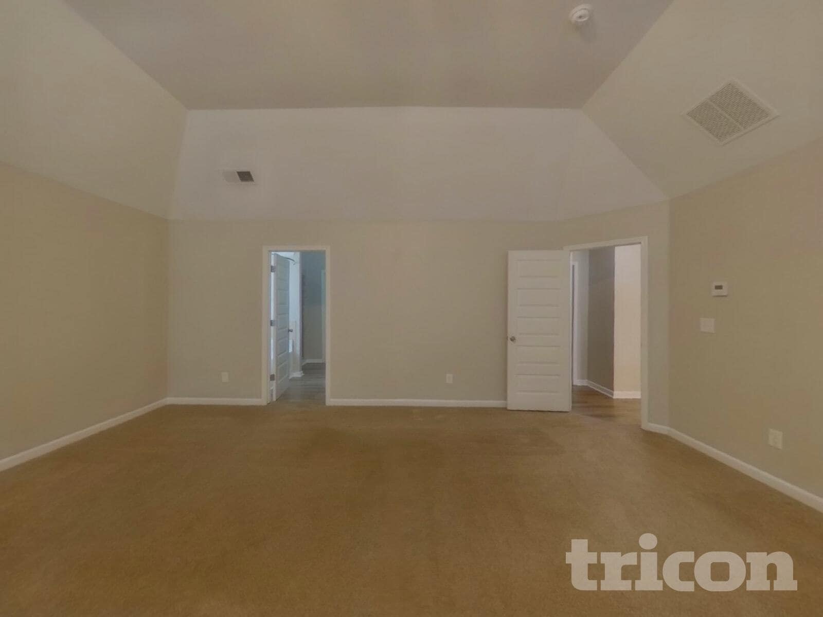 Building Photo - 4270 Sir Dixon Dr