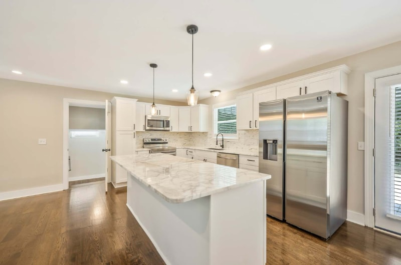 Building Photo - 5009 Suter Dr