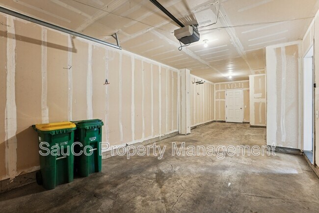 Building Photo - 20680 NW Sedona Ln