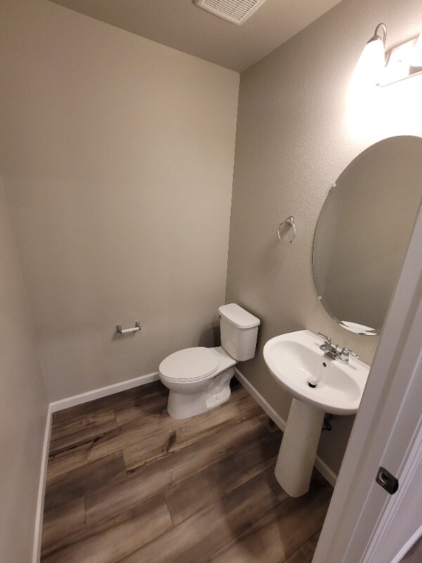 Building Photo - 463 Millwall Cir