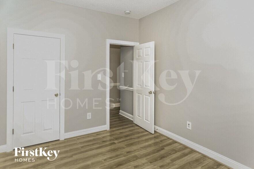 Building Photo - 1309 Chandlers Field Dr