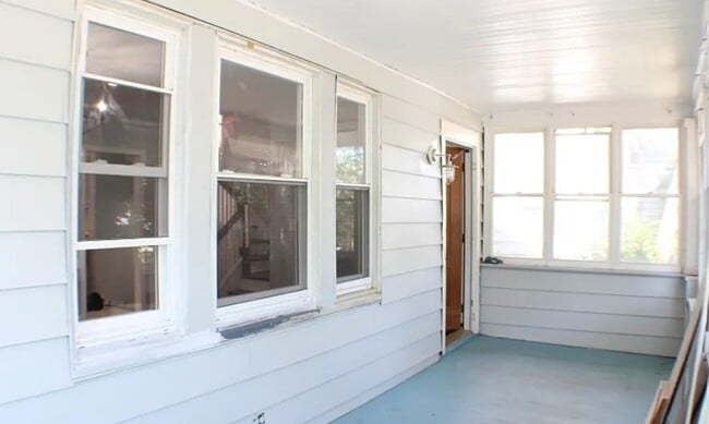 Building Photo - 69 Schuyler Ave