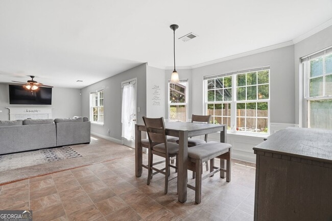 Building Photo - 3951 Oak Field Dr