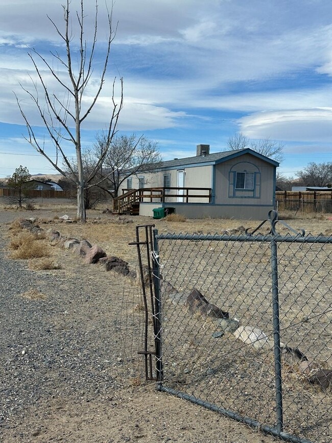 Building Photo - 2 Bed, 2 bath