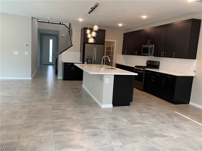 Building Photo - 537 Ruby Mesa Ave