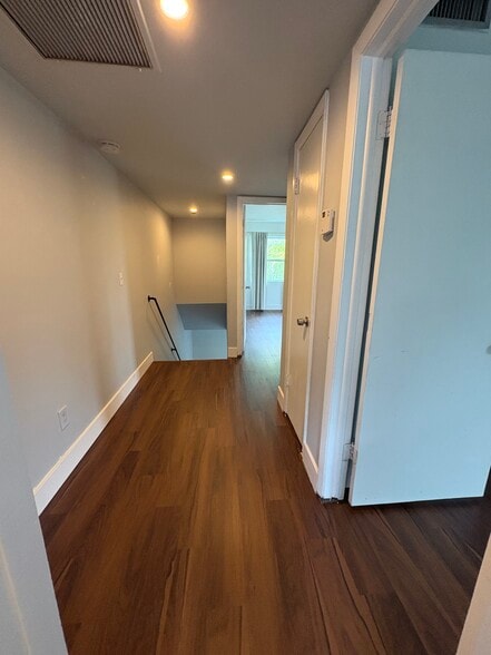 Landing - 1202 N Andrews Ave