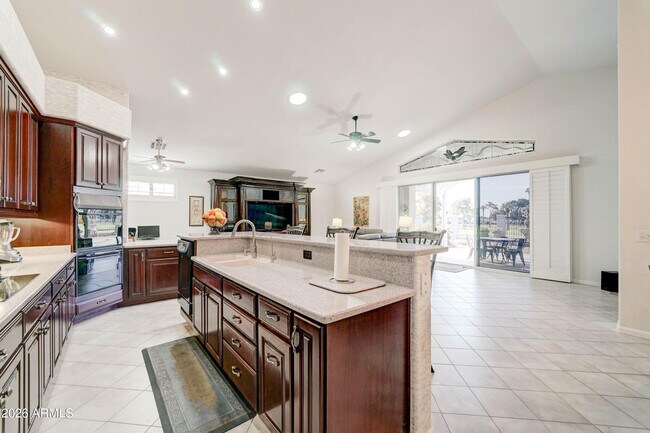 Building Photo - 14137 W Green Hollow Terrace