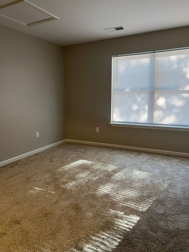 Building Photo - 1710 Kirby Pkwy