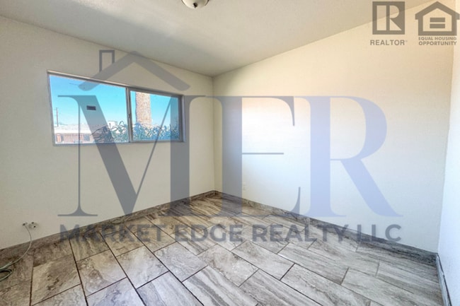 Building Photo - 3Bed/2Bath House 35th Ave/Bethany! NO APPLICATION FEE! - RV GATE, NO HOA!