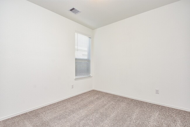 Building Photo - 5714 Tabula Rasa Dr