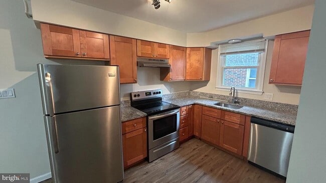 Building Photo - 1022 Fox Chase Rd