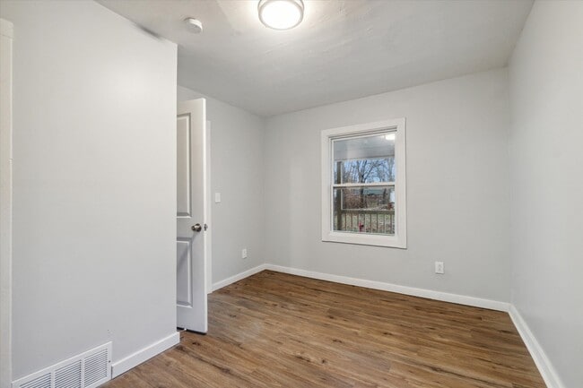 Building Photo - 1025 Cady Ct