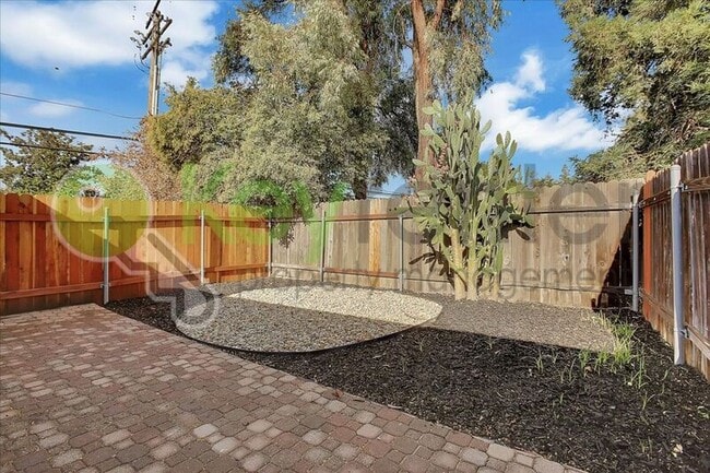 Building Photo - 3901 Senate Ave