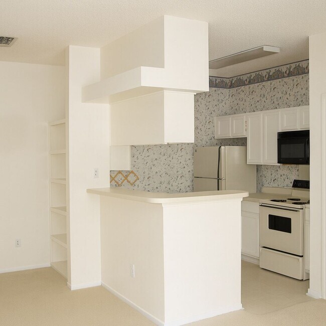 Building Photo - Beautiful 1-Bedroom Loft Near the Medical Center!