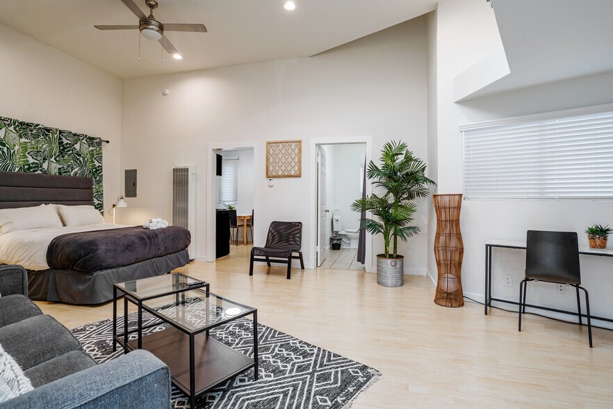 Building Photo - 1806 Washington Way