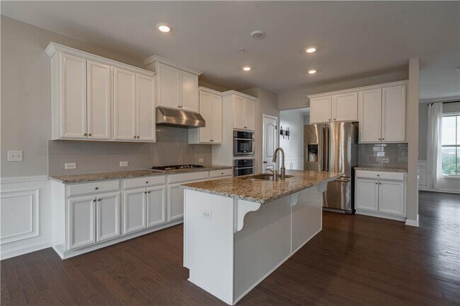 Building Photo - 416 Montclair Ct