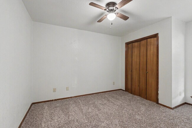 Building Photo - 3801 Western Heights Ave