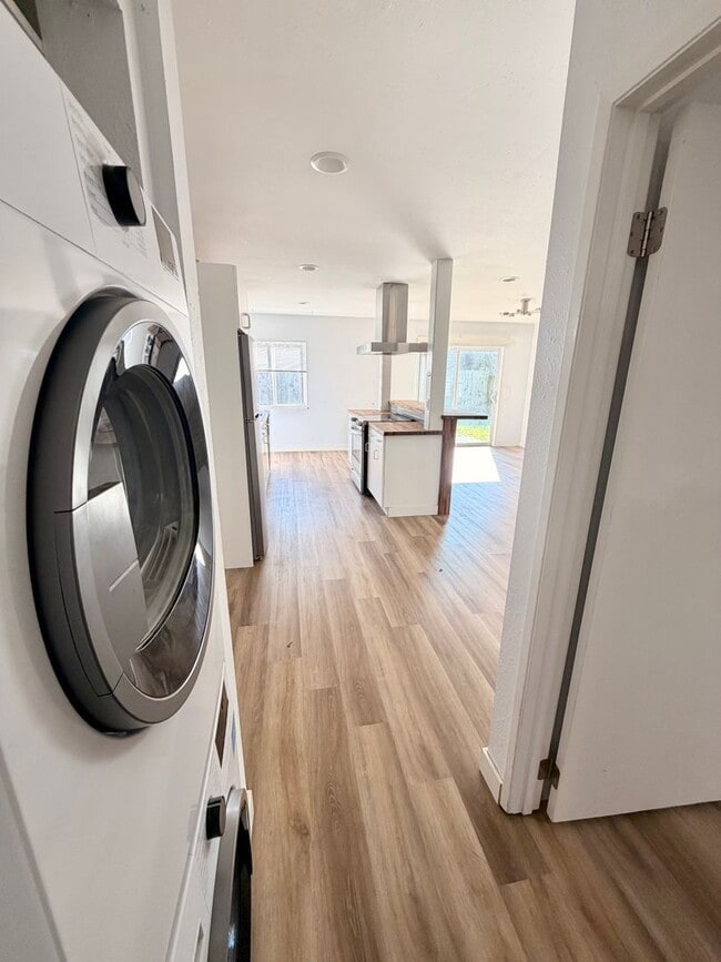 Building Photo - 11235 37th Ave SW