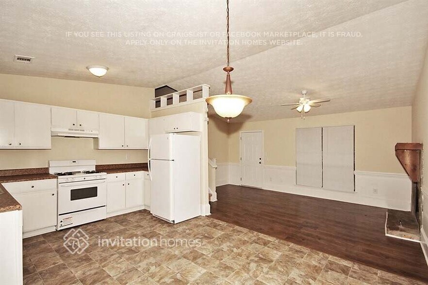 Building Photo - 5155 Sugar Crest Dr