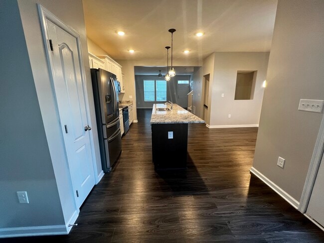 Building Photo - 177 Falling Leaf Ln