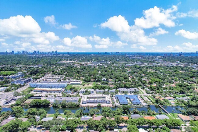 Building Photo - 13210 Memorial Hwy