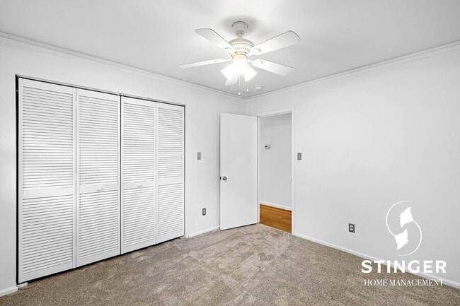 Building Photo - 401 Fraser Dr