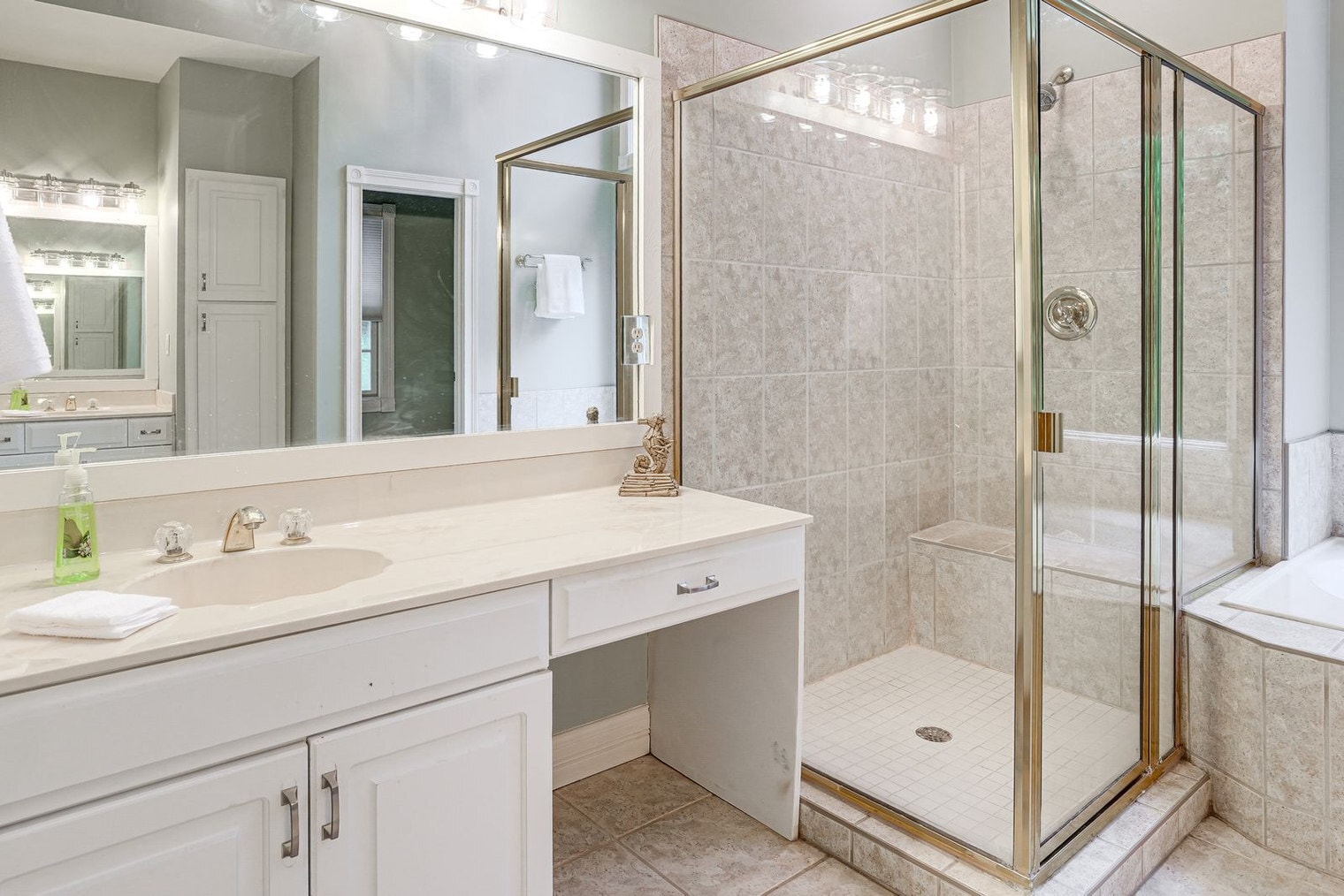 Building Photo - 16071 Winding Ridge Trail