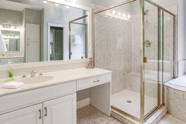 Building Photo - 16071 Winding Ridge Trail