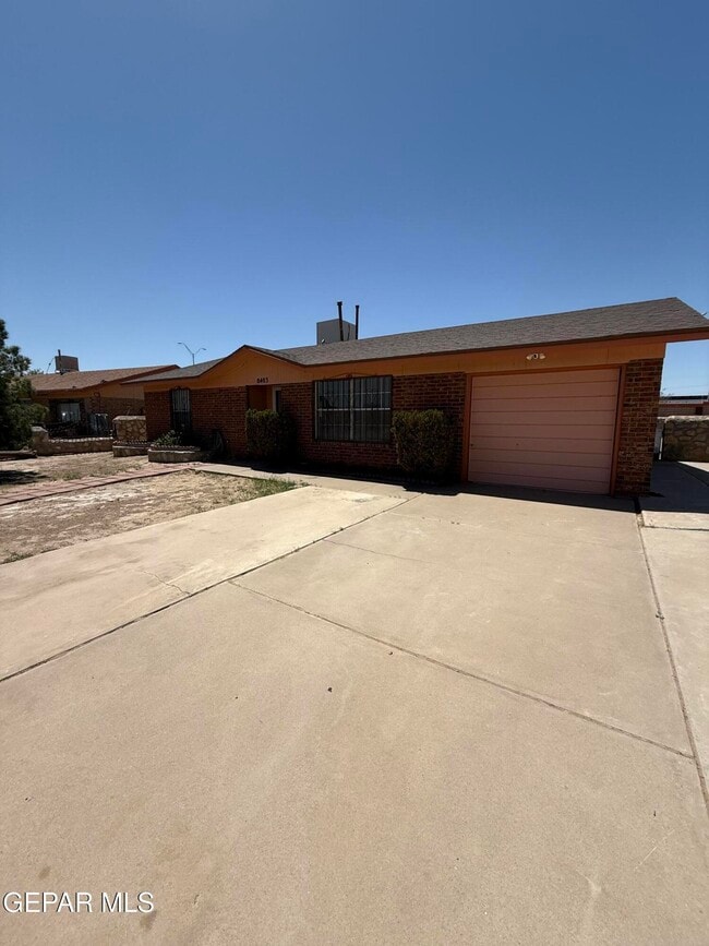 Building Photo - 8403 Villanova Dr