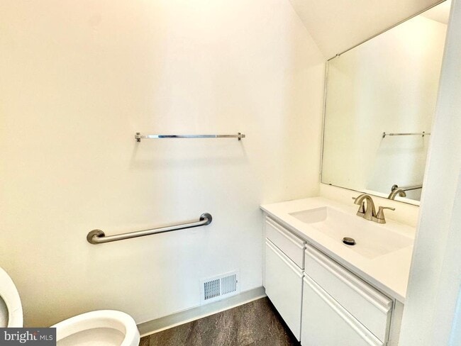 Building Photo - 1406 Woodmill Dr