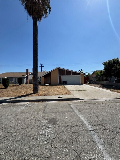 Building Photo - 3015 Spruce St W