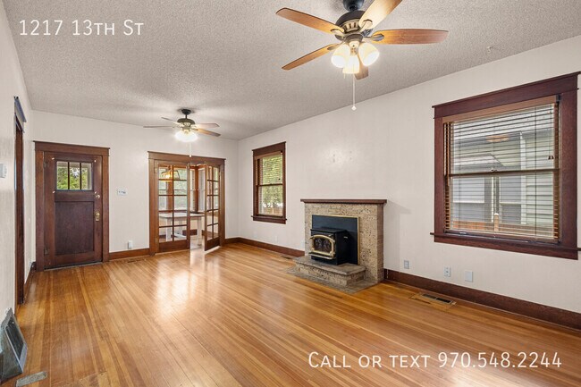 Building Photo - 1217 13th St