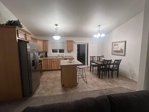 Building Photo - 3302 8th St NE