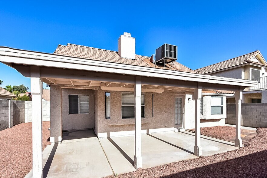 Building Photo - 3316 Sturbridge Cir
