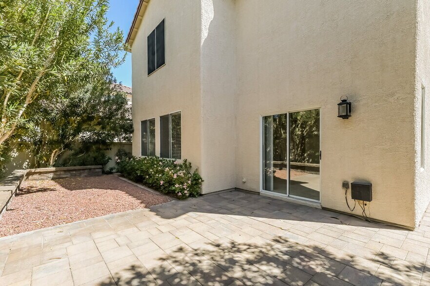 Building Photo - 10413 Gunpowder Falls St