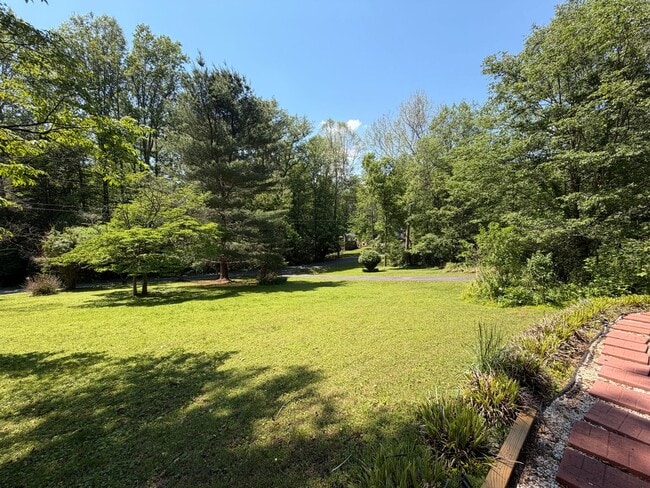 Building Photo - 137 Snapdragon Rd
