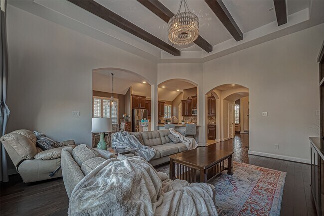 Building Photo - 6306 Hidden Alley Dr