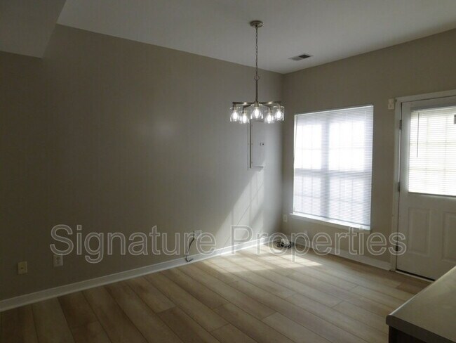 Building Photo - 7907 Cottesmore Terrace